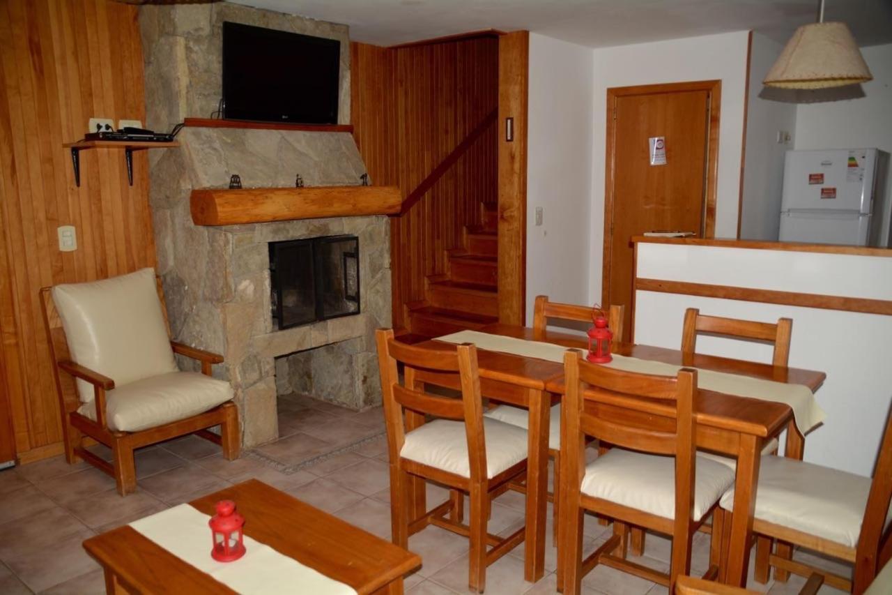 Apart Hotel Del Pellin San Martín de los Andes 外观 照片